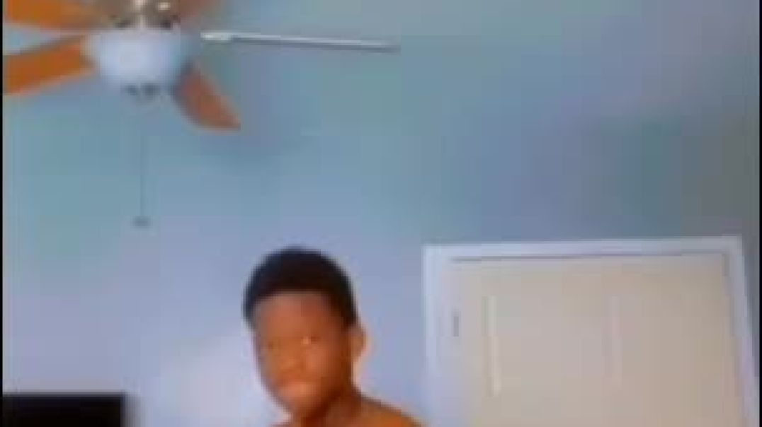 Elev sa kap fè bwa pou profesè li